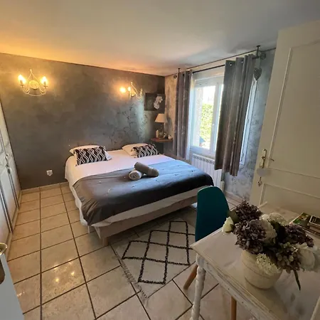 Chapulay Bed and Breakfast Valencin
