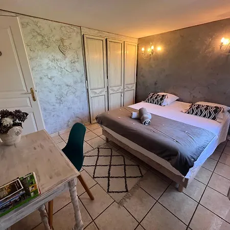 Chapulay Bed and Breakfast
