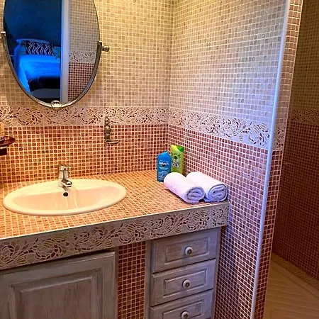 Bed & Breakfast Chapulay 3*